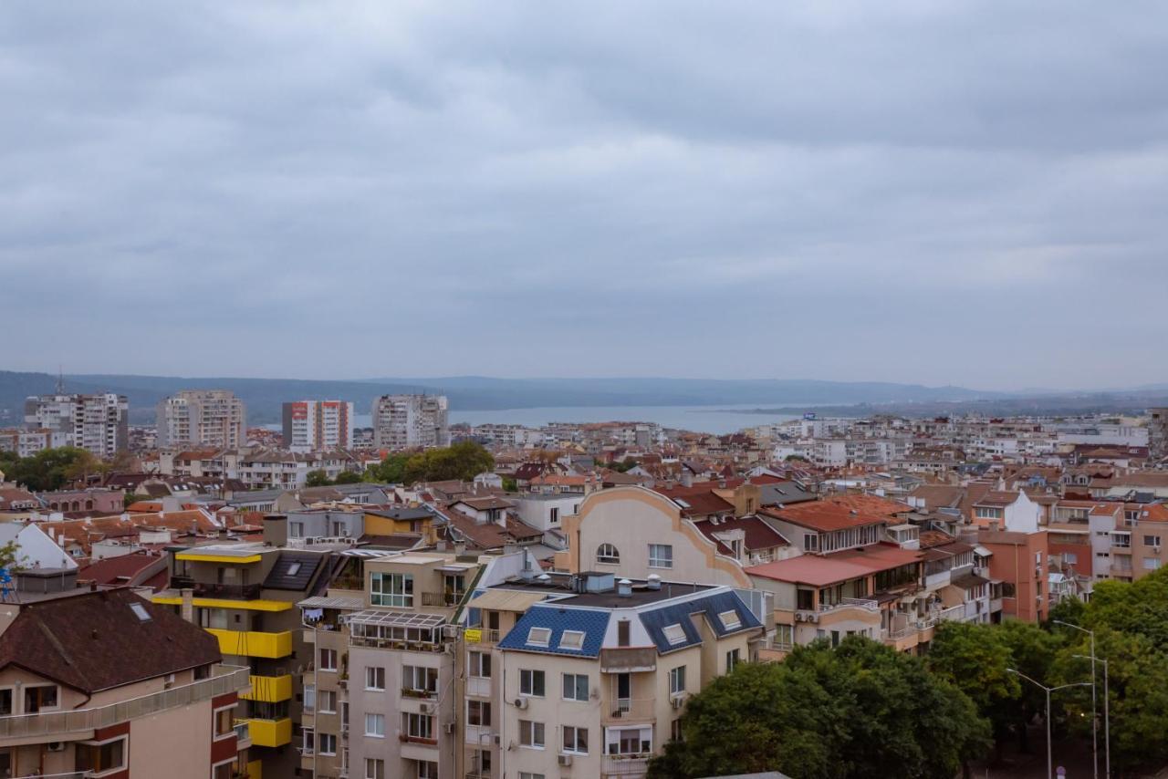Синьо Лято Varna Exterior photo